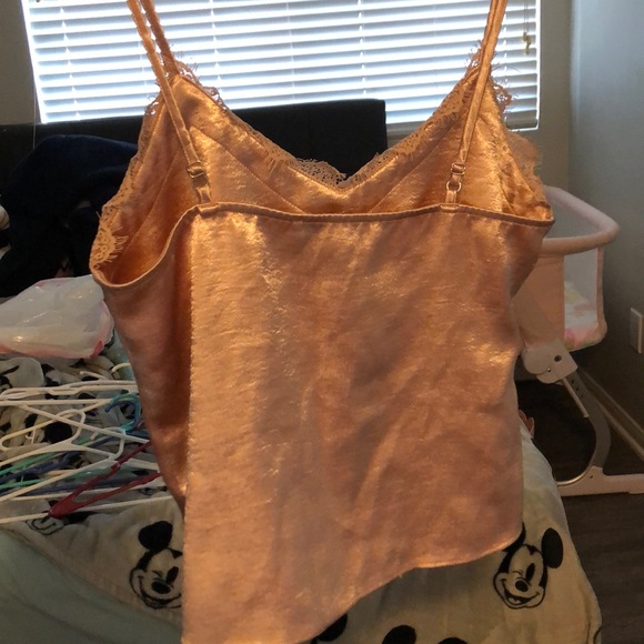 F21 - Picture 3 of 4